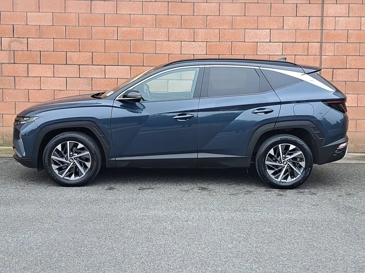 Hyundai Tucson Executive Plus Model 1.6 Diesel Wi - Image 3