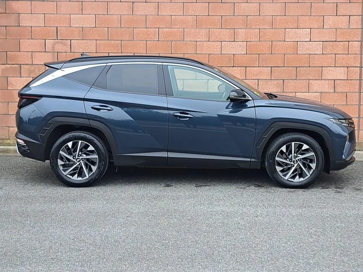 Hyundai Tucson Executive Plus Model 1.6 Diesel Wi - Image 4
