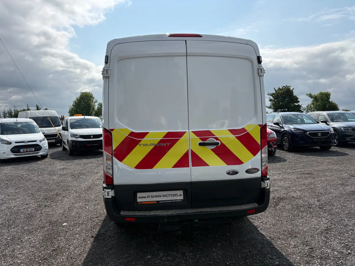 Ford Transit Crew Cab - Image 3