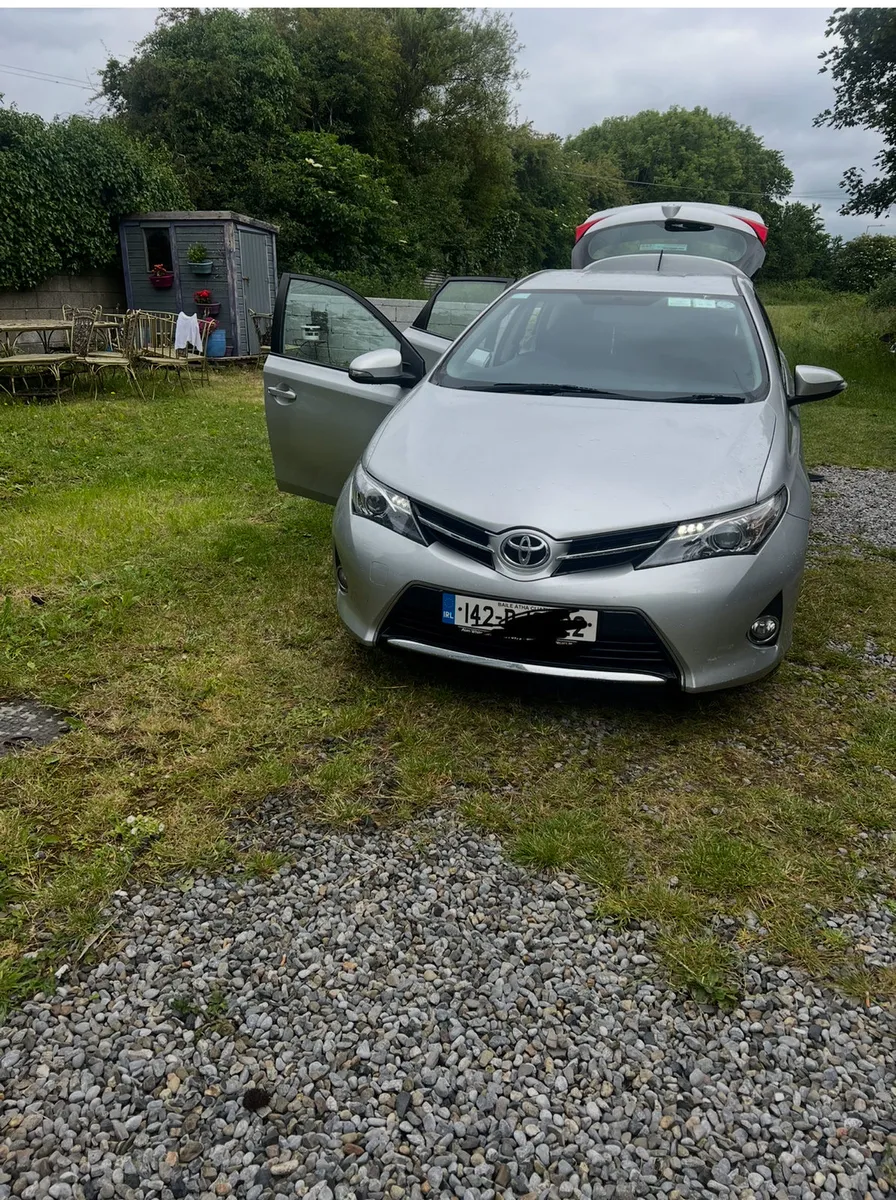 Car - Image 2