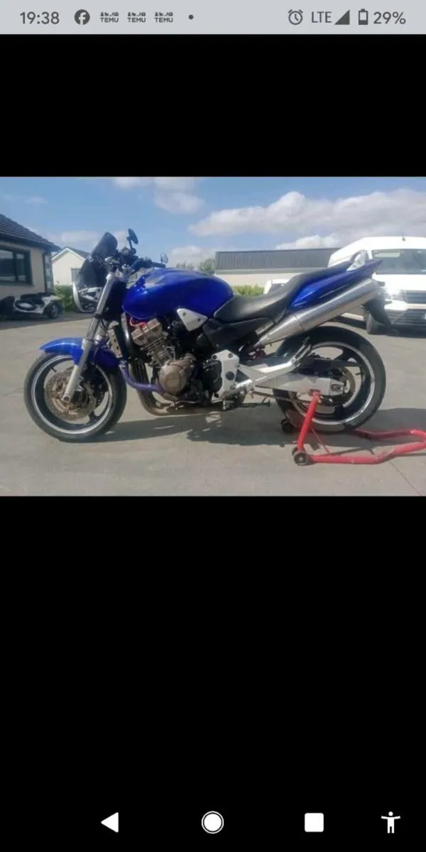 Honda CB 900F Hornet - Image 1