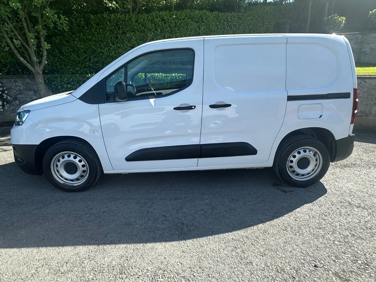 Toyota Proace City 2023 - Image 2