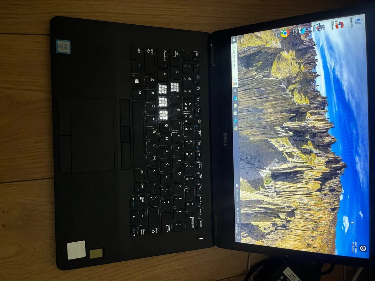 Dell i5 laptop  for 110 - Image 1