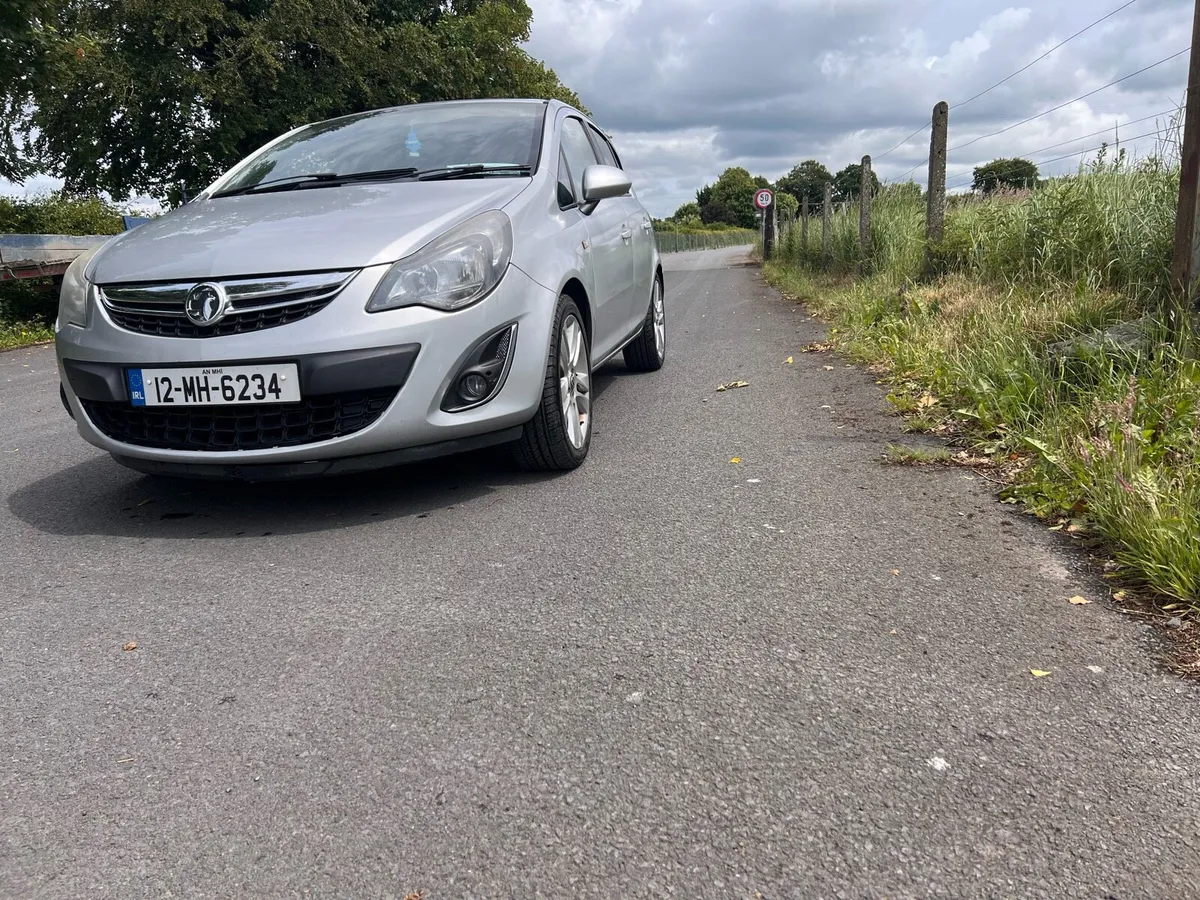 Car - Image 1