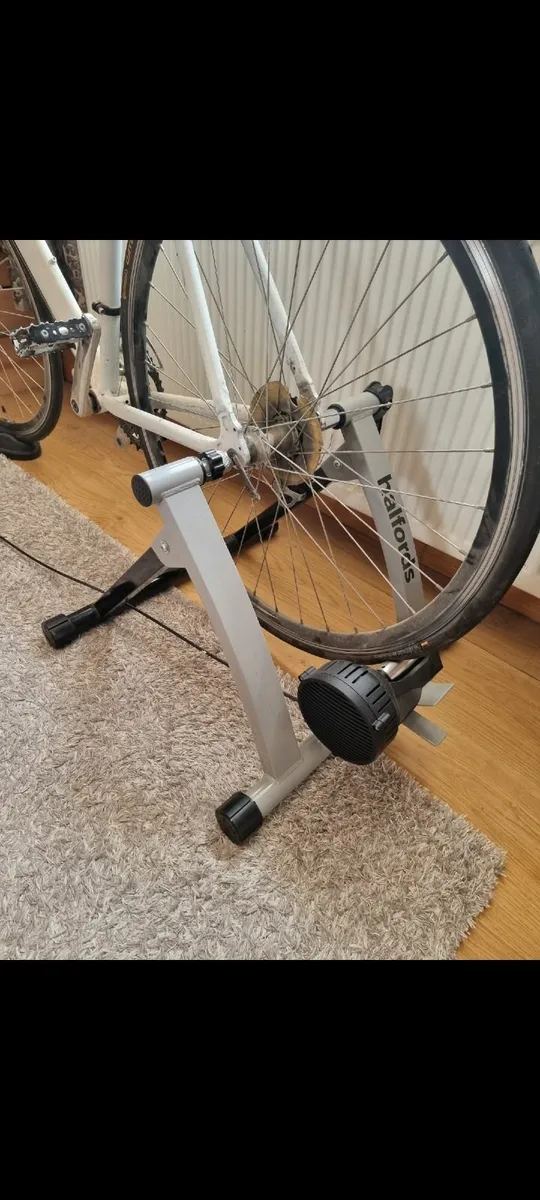 Halfords Turbo Trainer - Image 2