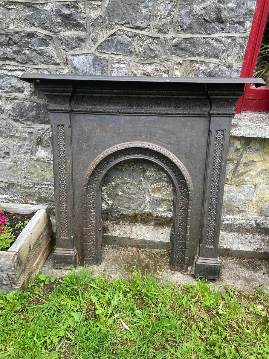 FIreplace surround - Image 1