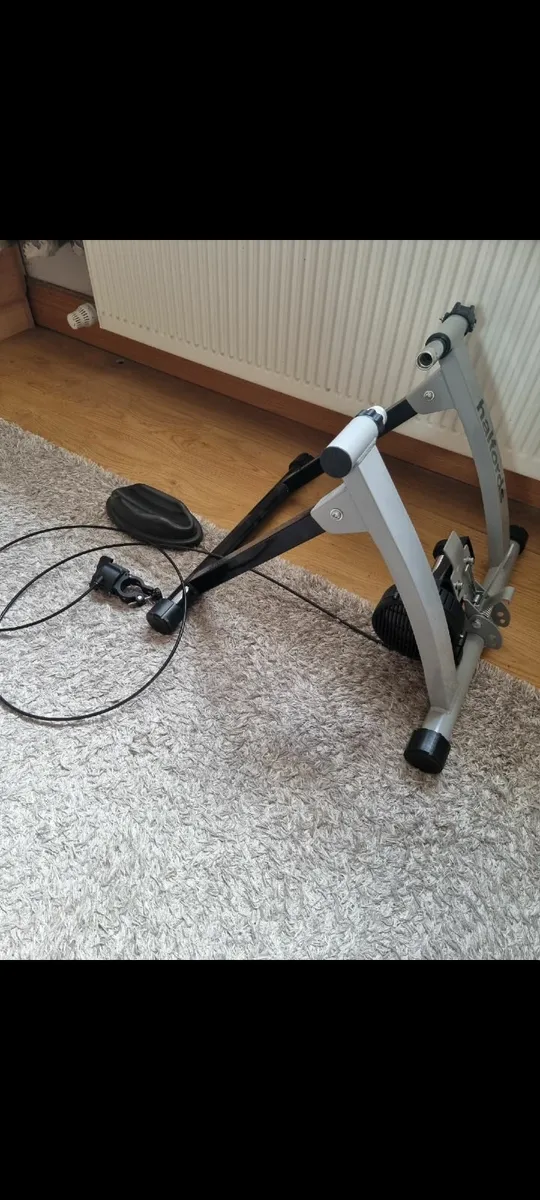 Halfords Turbo Trainer - Image 1
