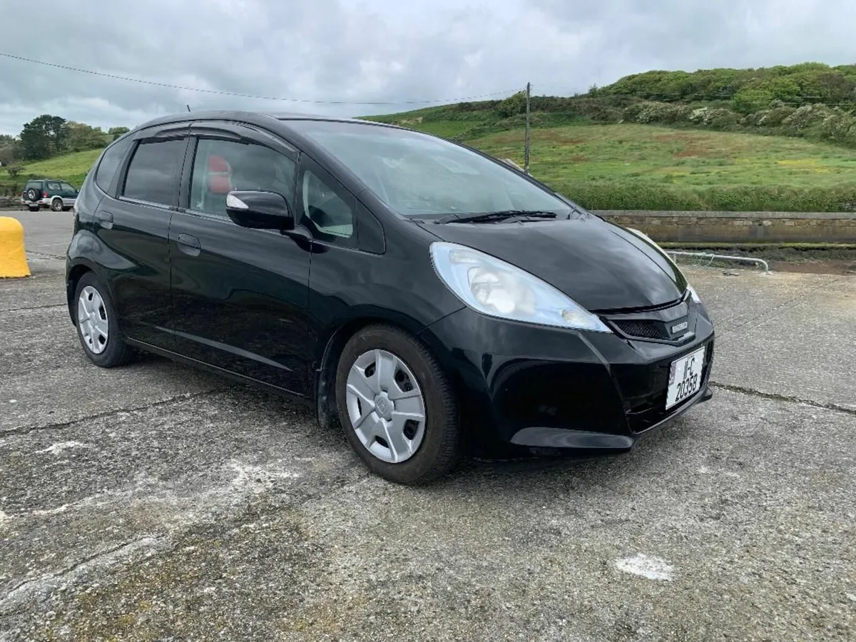 Honda Fit 2011 - Image 1