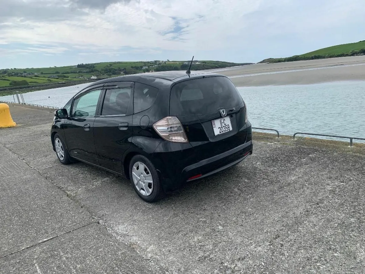 Honda Fit 2011 - Image 4