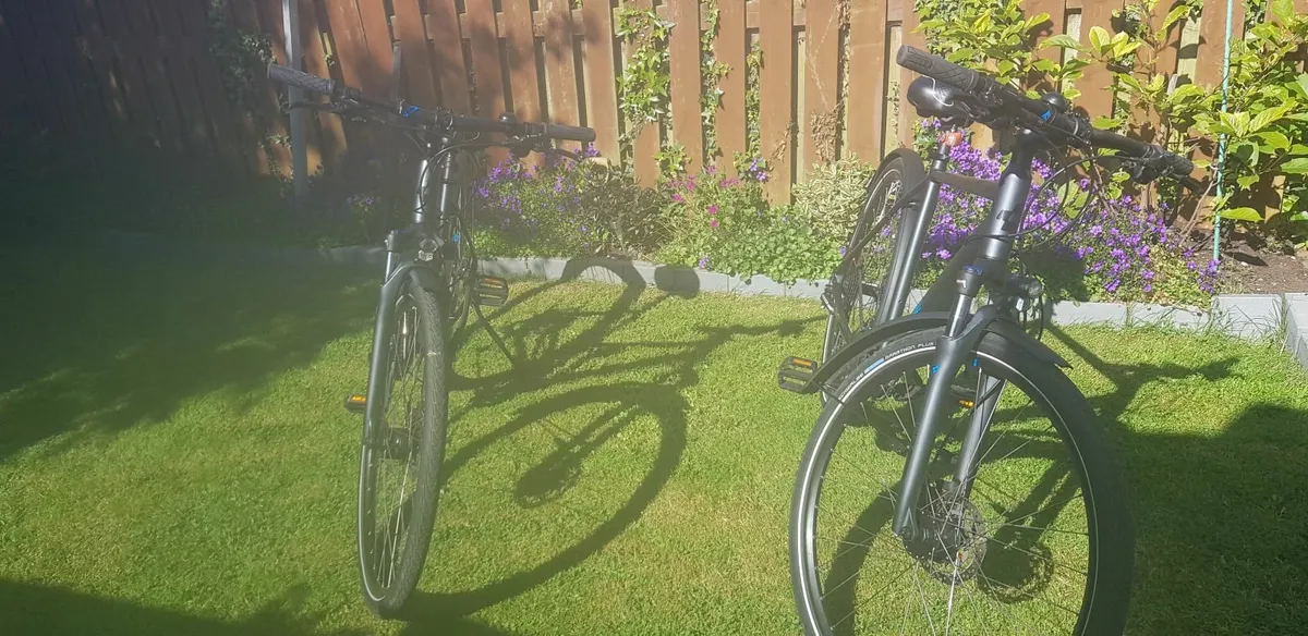 2 adult cube bikes matching - Image 1