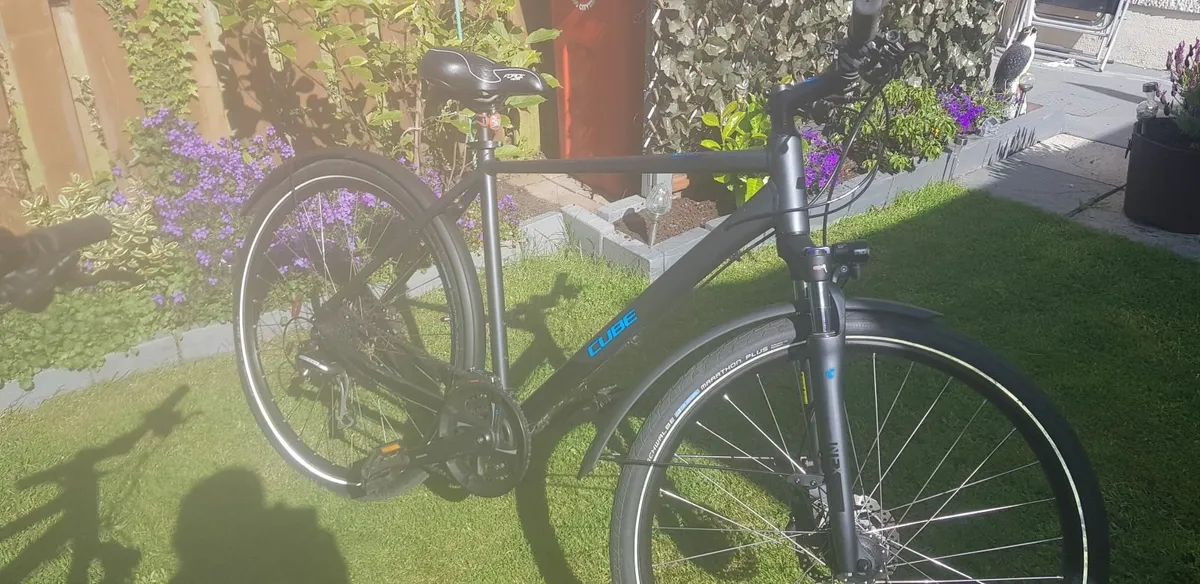 2 adult cube bikes matching - Image 2