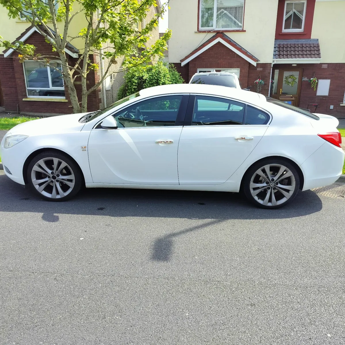 Vauxhall Insignia 2011 - Image 2