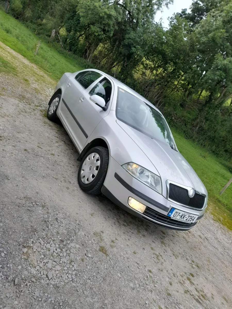 07 Skoda Octavia 1.4 - Image 2
