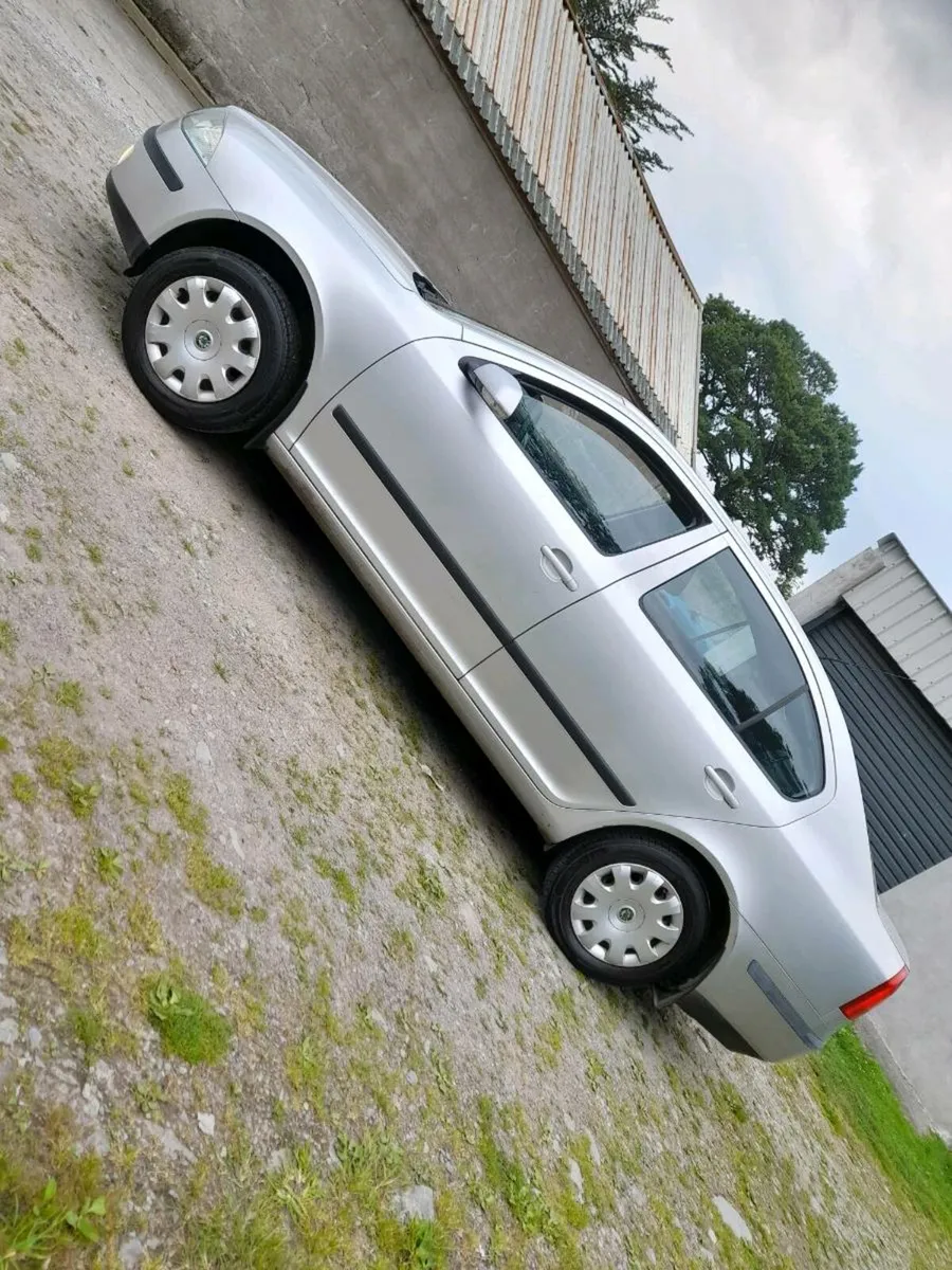 07 Skoda Octavia 1.4 - Image 3