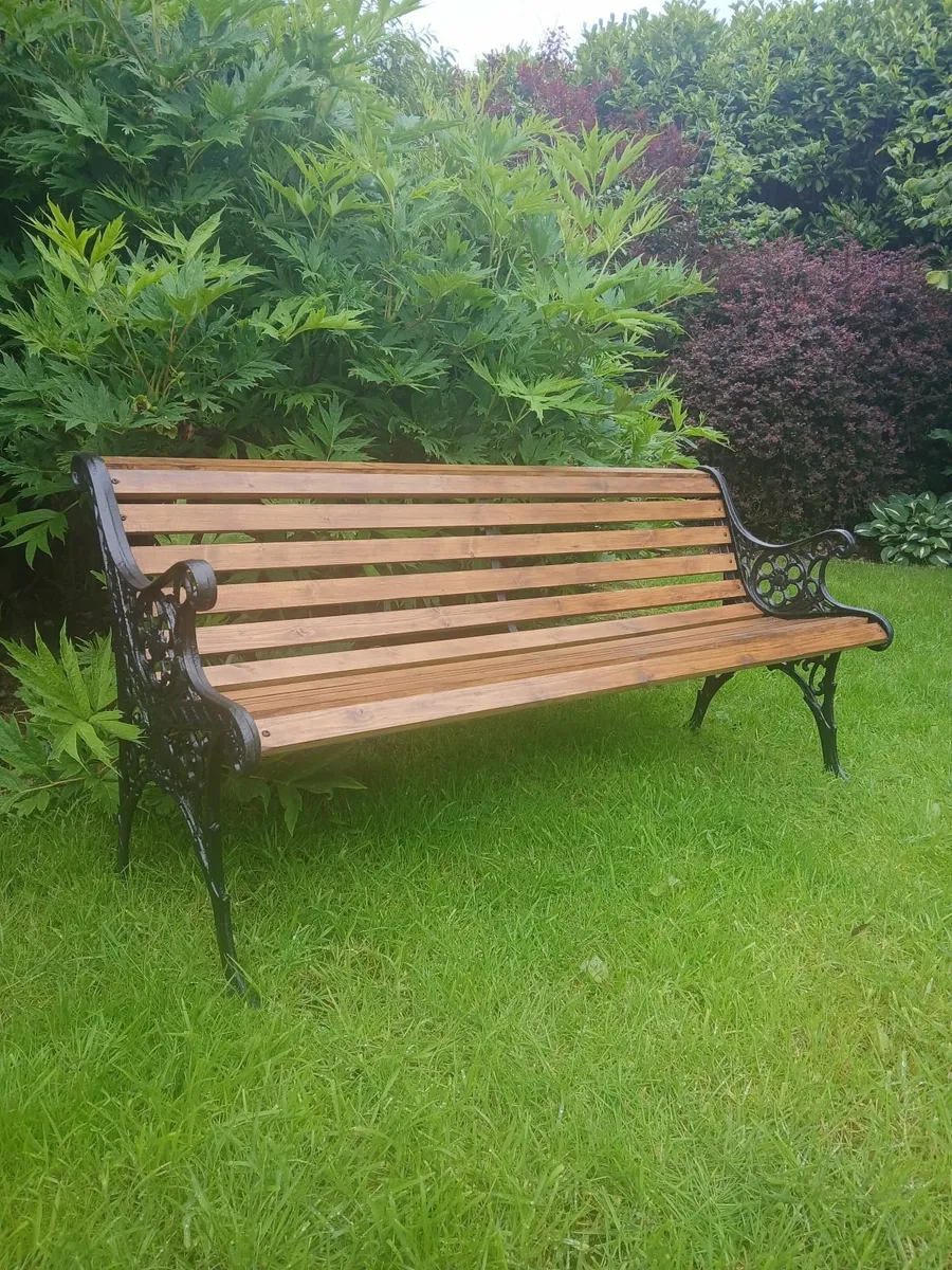 Cast iron Garden Bench - Image 3