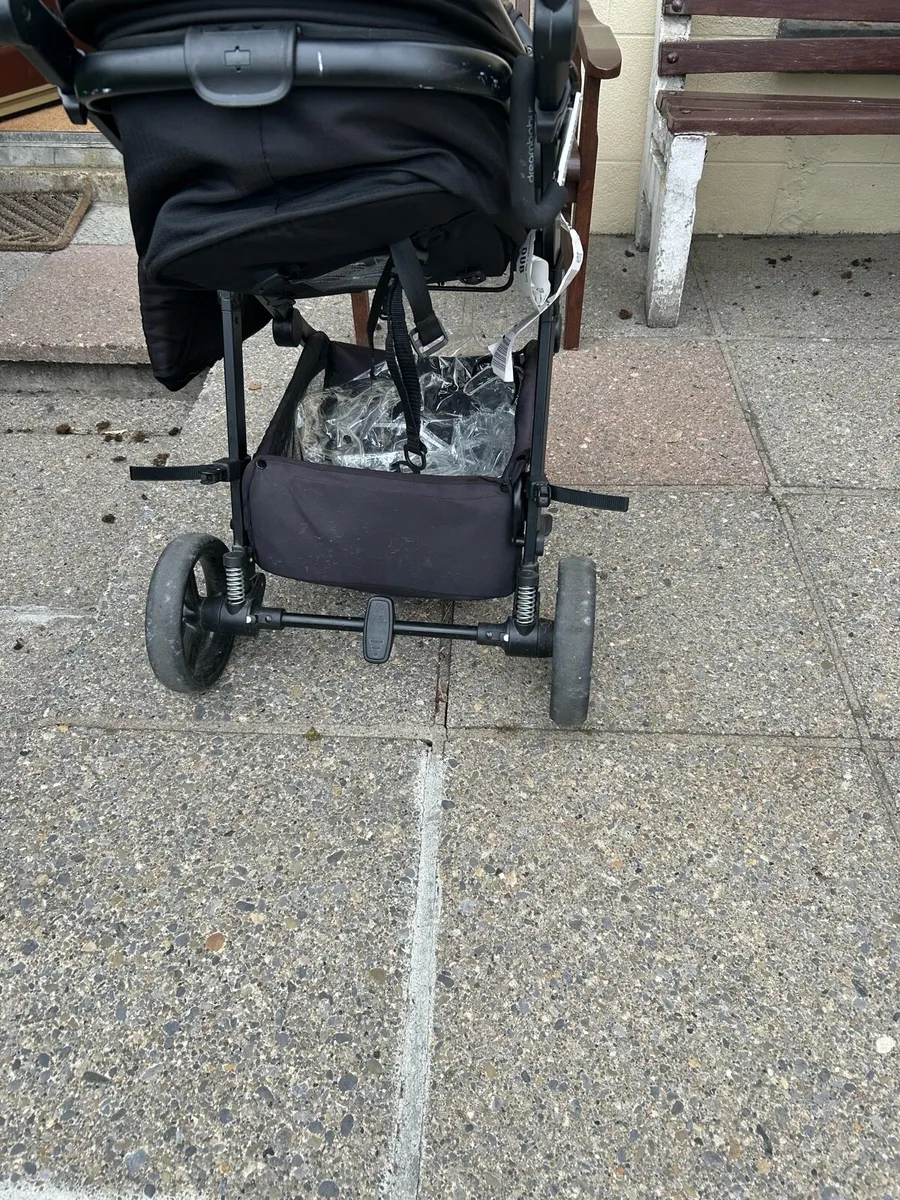 Stroller - Image 1