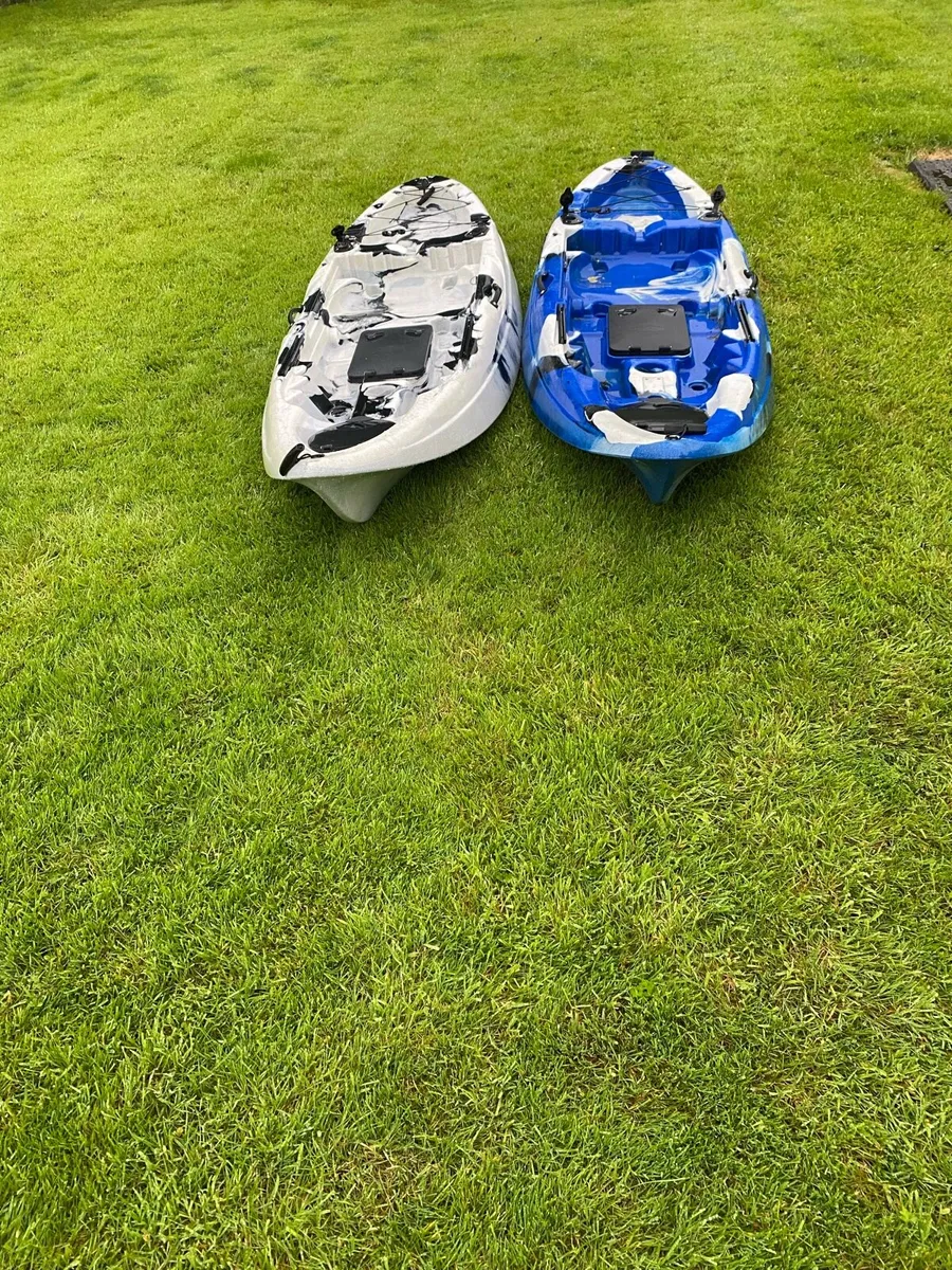 2 x 9ft Sit on Kayaks - Image 4