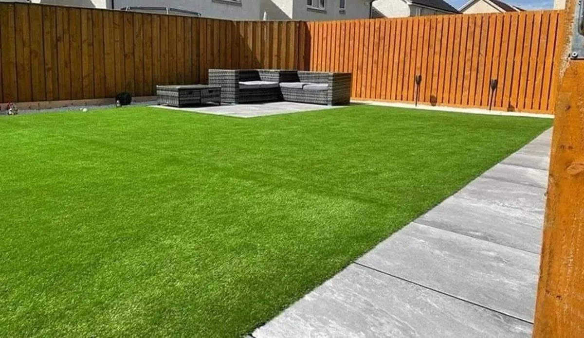 New 40MM Artifical Garden Grass Available - Image 3