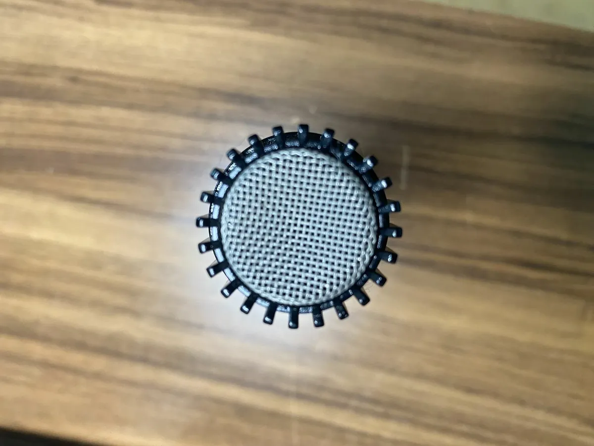 Shure SM57 microphone - Image 2