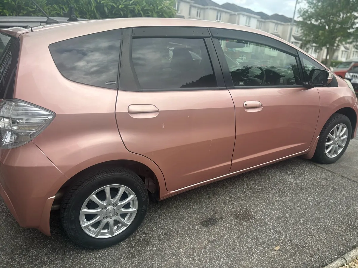 Honda fit she’s edition - Image 3