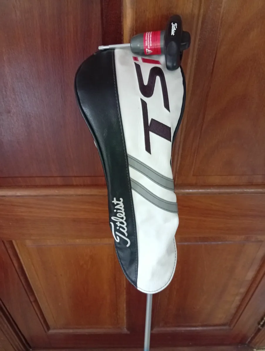 Titleist TSR3 9 Deg Driver Tour Ad Shaft Stiff - Image 2