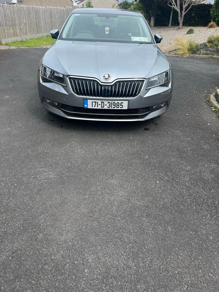 Skoda Superb - Image 2