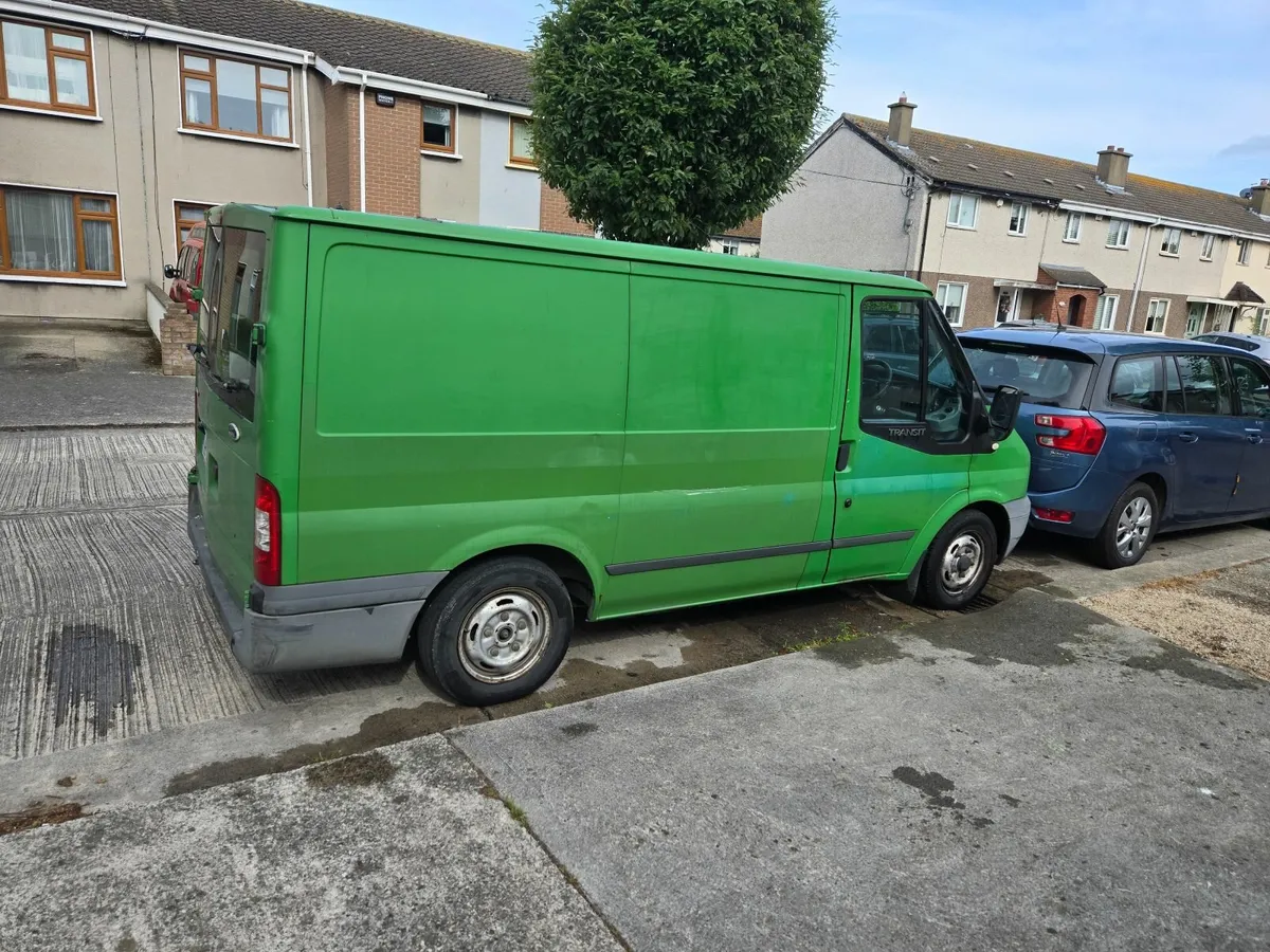 Ford Transit 2009 - Image 1