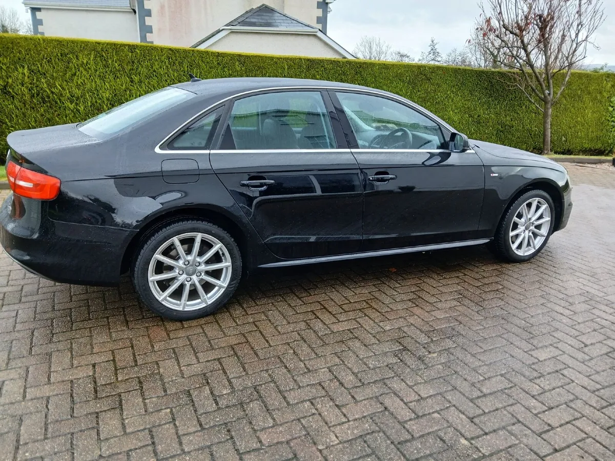 Audi A4 2015 - Image 3