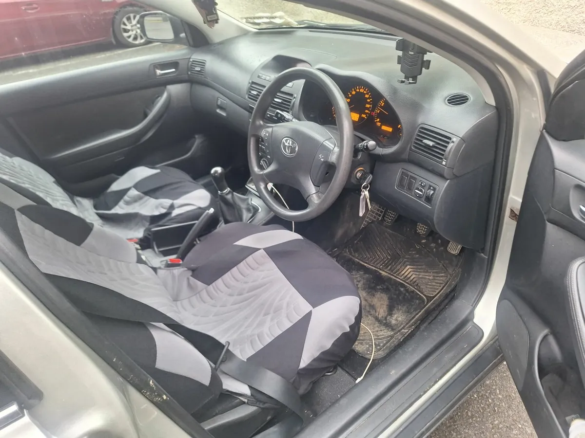 Toyota Avensis 2005 - Image 3