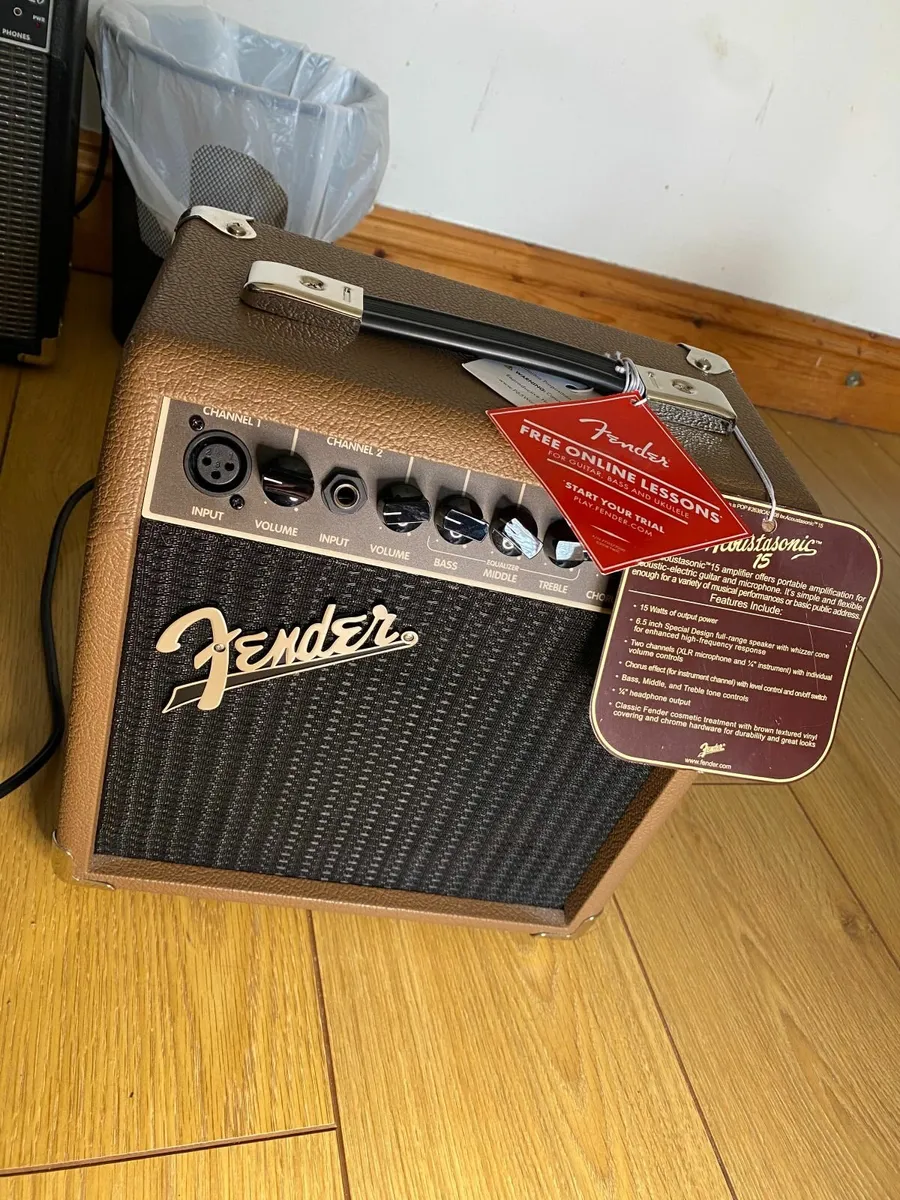 Fender Acoustasonic 15 Guitar Amp - MINT CONDITION - Image 1