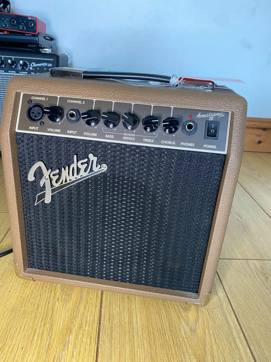 Fender Acoustasonic 15 Guitar Amp - MINT CONDITION - Image 3
