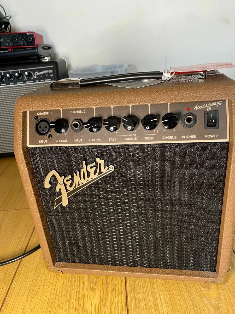 Fender Acoustasonic 15 Guitar Amp - MINT CONDITION - Image 4