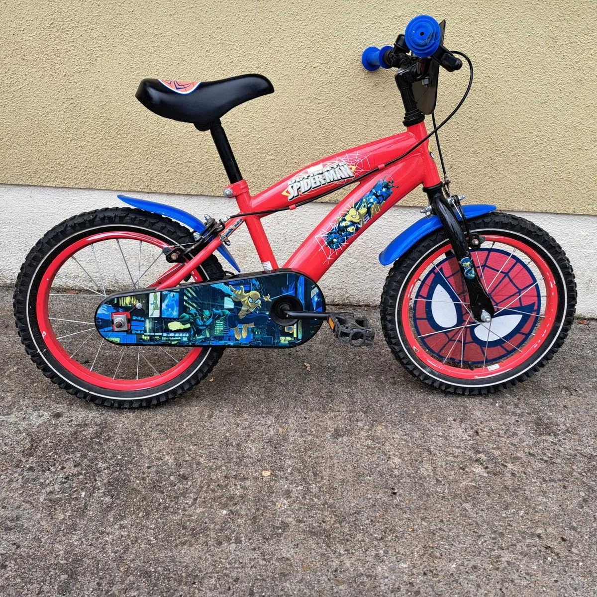 Kids Spiderman Bike - Image 1