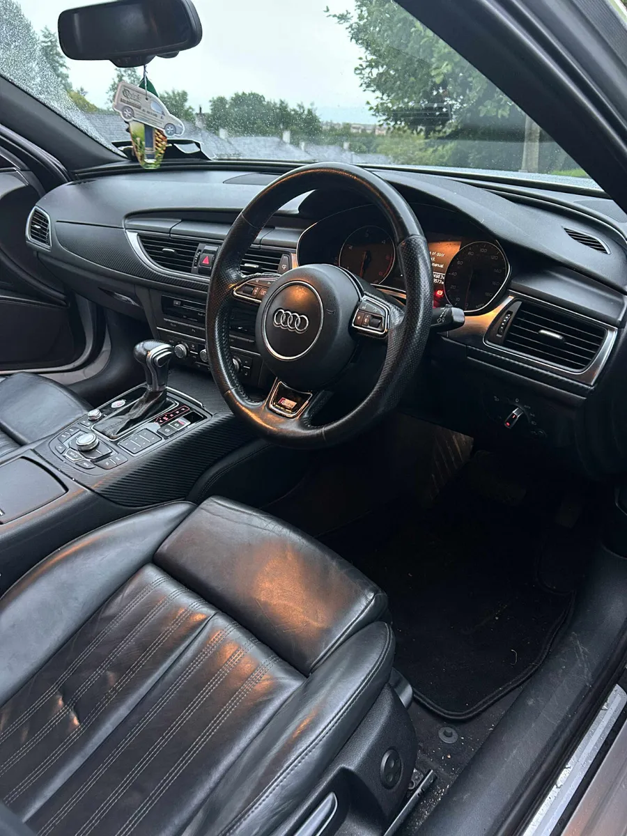 Audi A6 2012 - Image 4