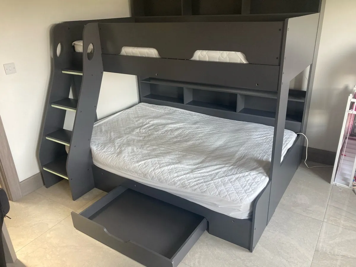 Triple sleeper Bunk Bed - Image 2