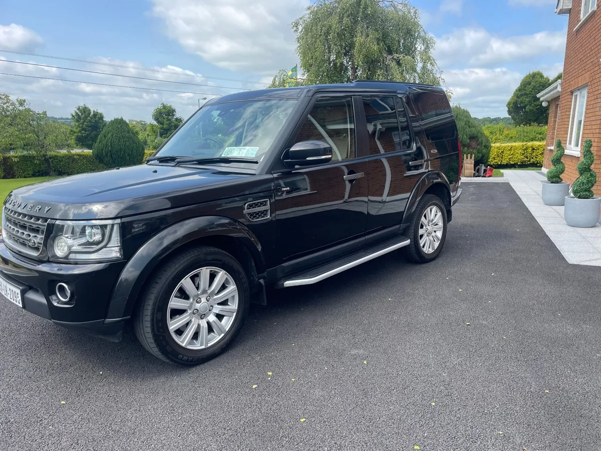 Land Rover Discovery 2015 TDV6 5 Seat - Image 1