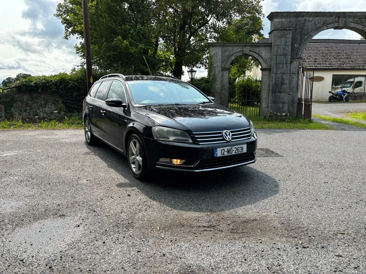 VW Passat Estate - Image 2