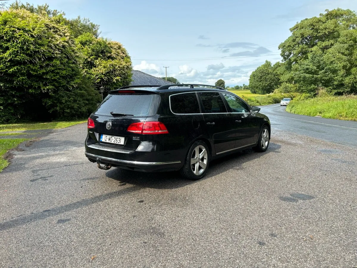 VW Passat Estate - Image 4