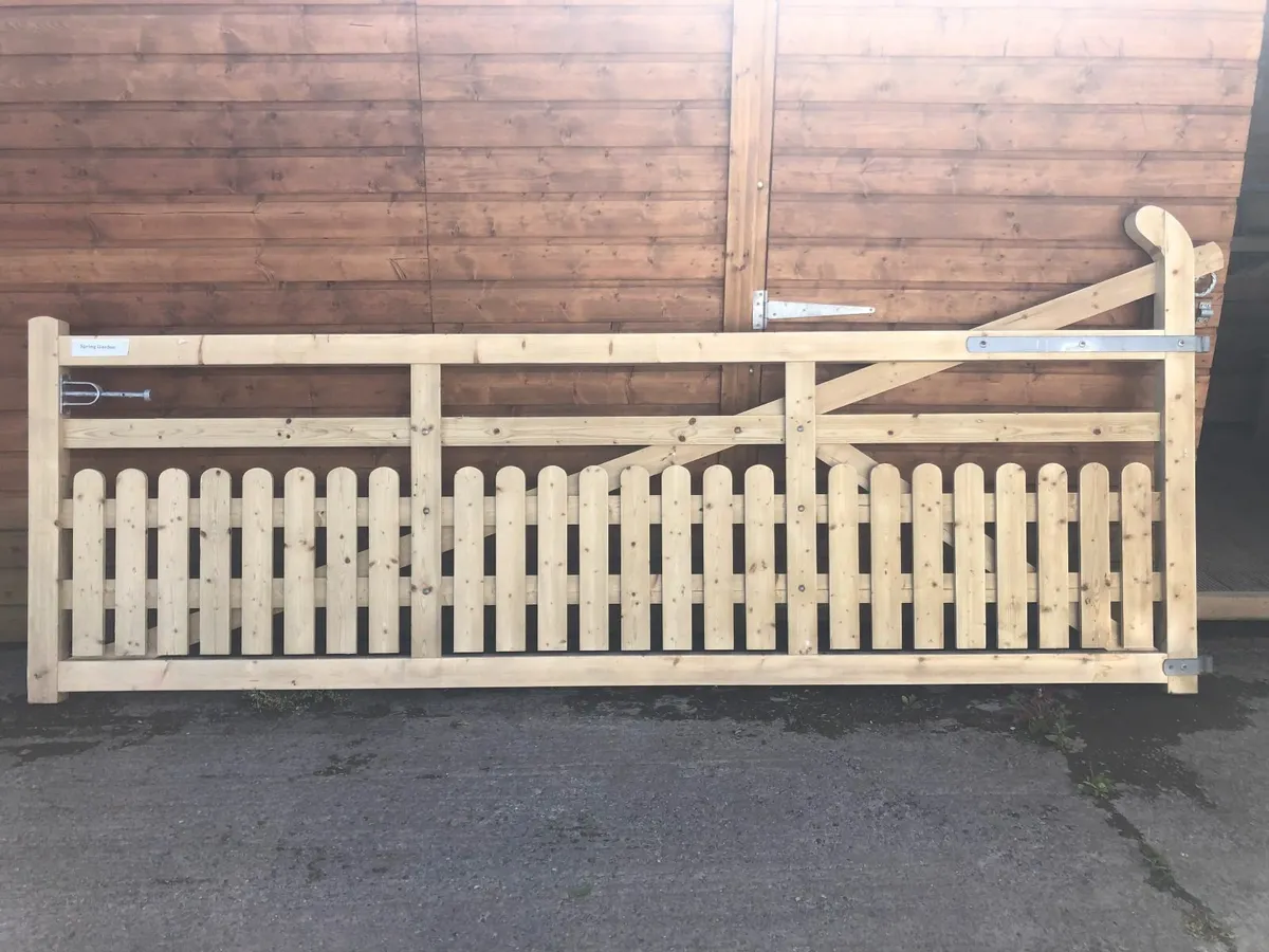 Field Gate- Spring Garden- Ex show room gate - Image 1