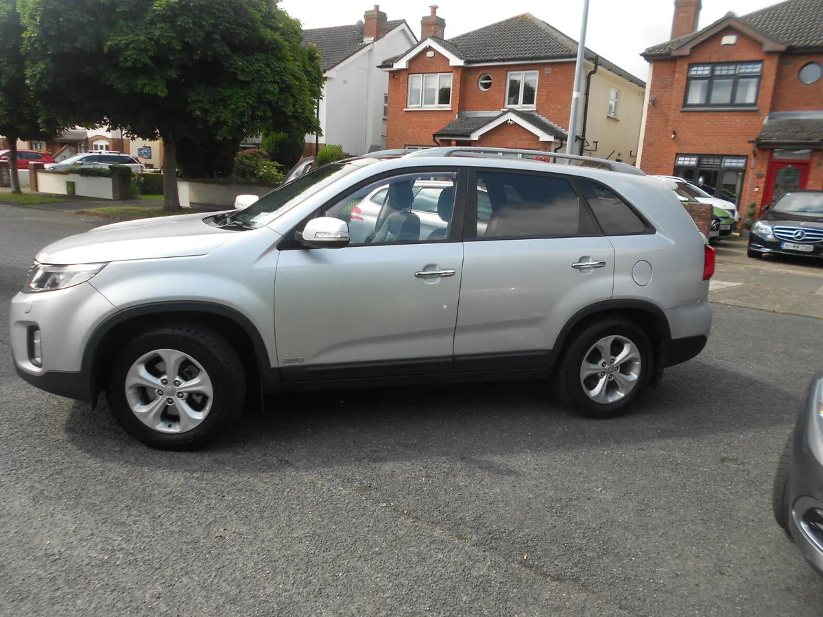 Kia Sorento 2013 - Image 1