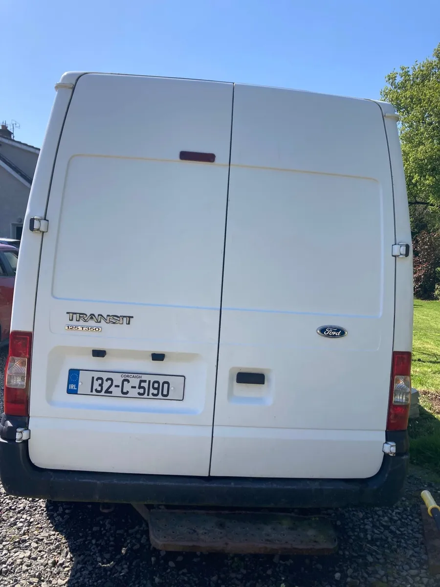 Ford Transit 2013 - Image 2