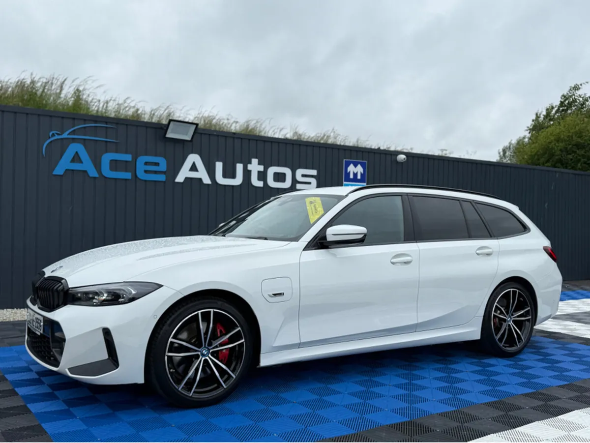 BMW 3-Series 330E M-SPORT - AUTO - 2.0L PETROL HYB - Image 3