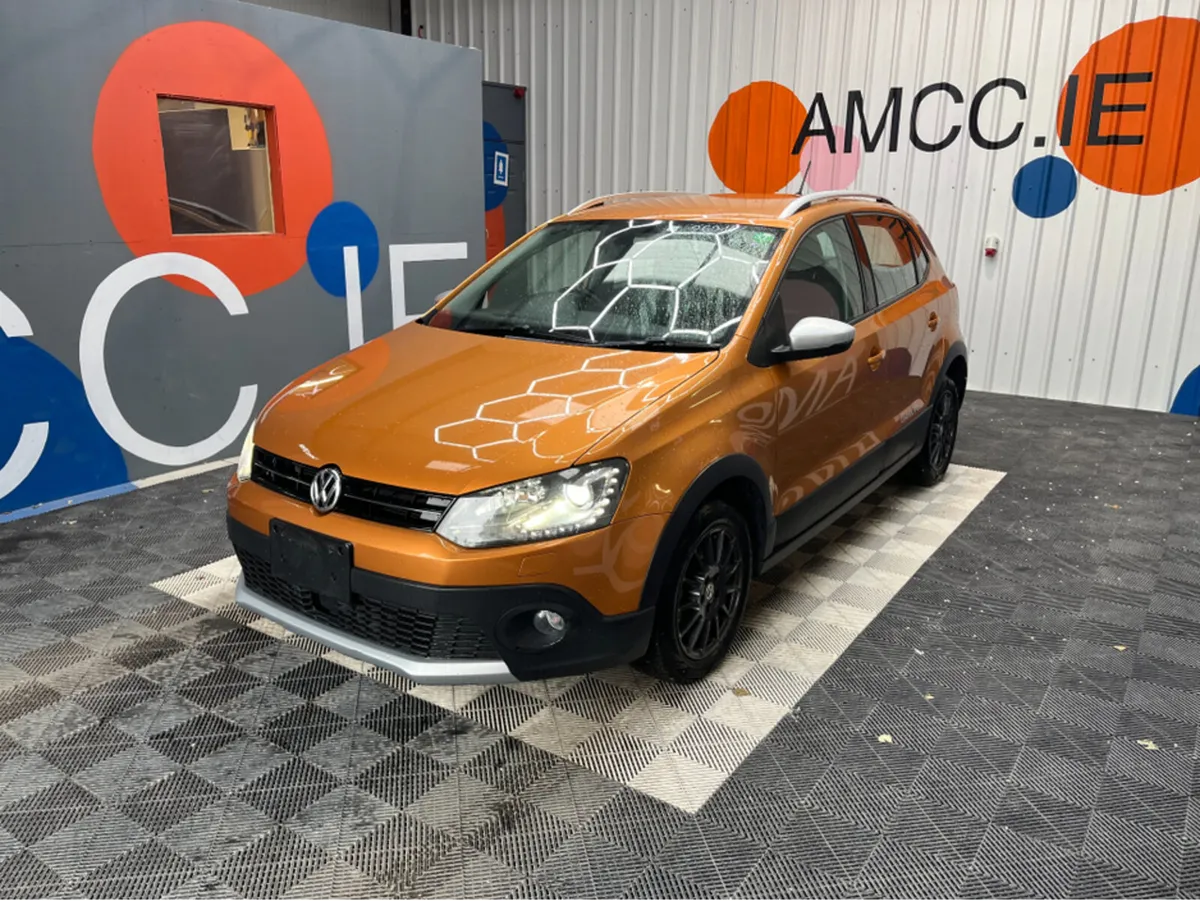 Volkswagen Polo POLO CROSS AUTOMATIC / 1.2 PETROL - Image 3