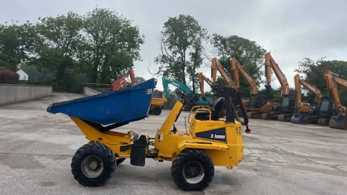 2005 Thwaites 3 Ton Swivel Dumper - Image 1