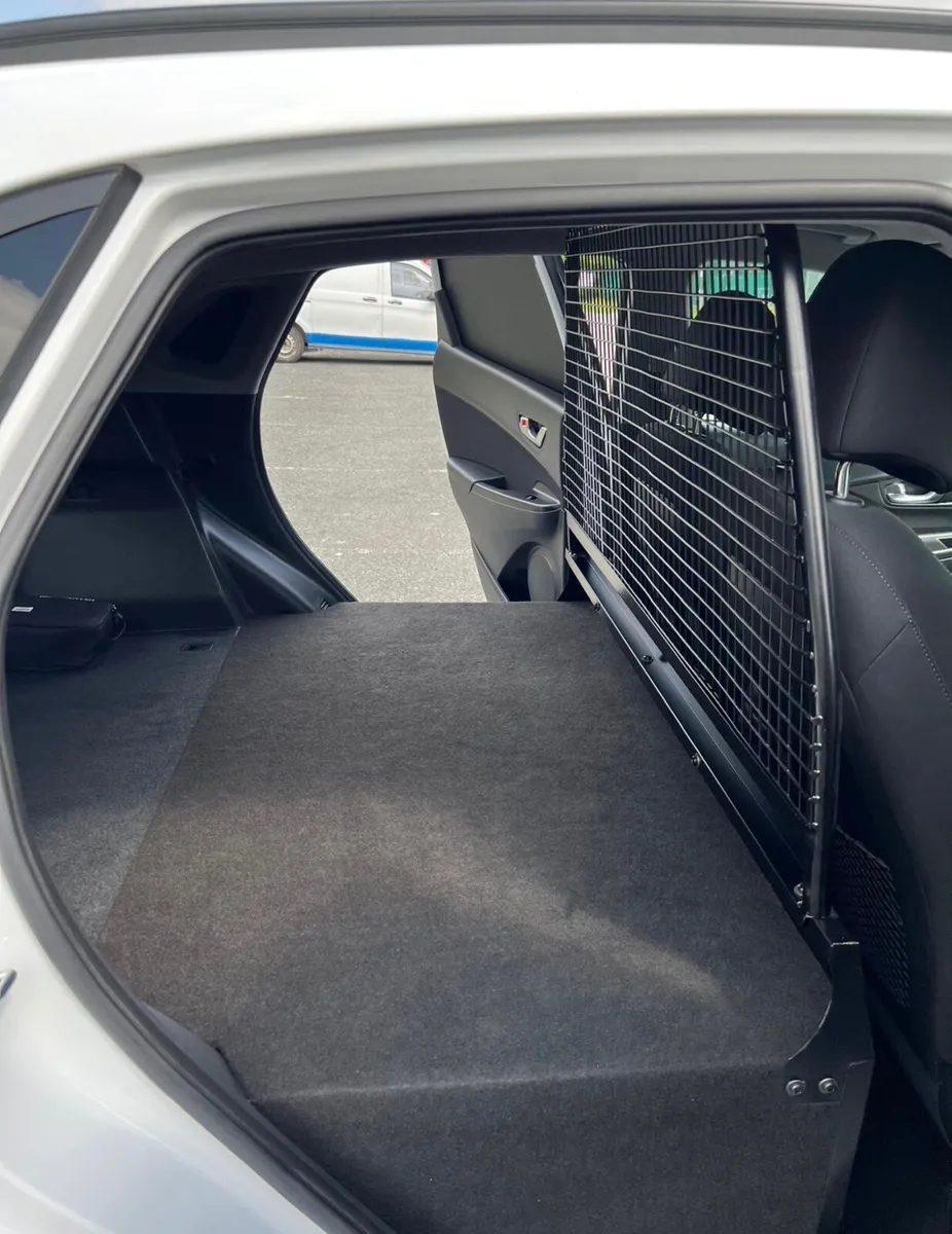 212 Hyundai KONA Executive Mild Hybrid - Image 4