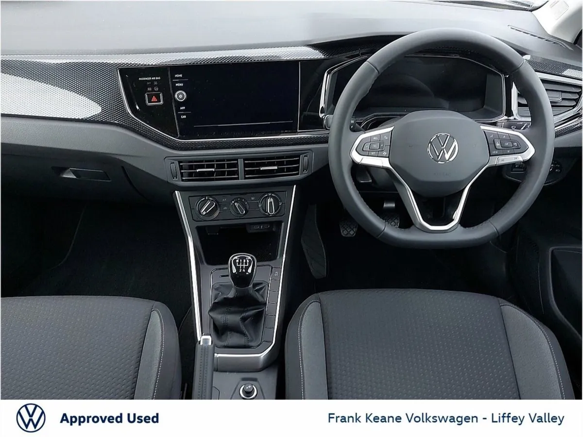 Volkswagen Polo Life 1.0tsi 95bhp  demo   auto Li - Image 2