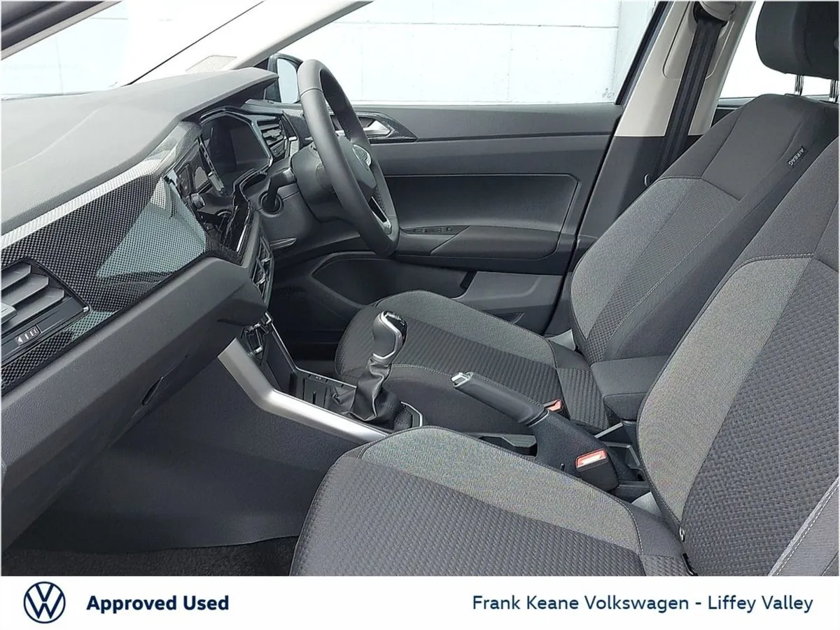 Volkswagen Polo Life 1.0tsi 95bhp  demo   auto Li - Image 4