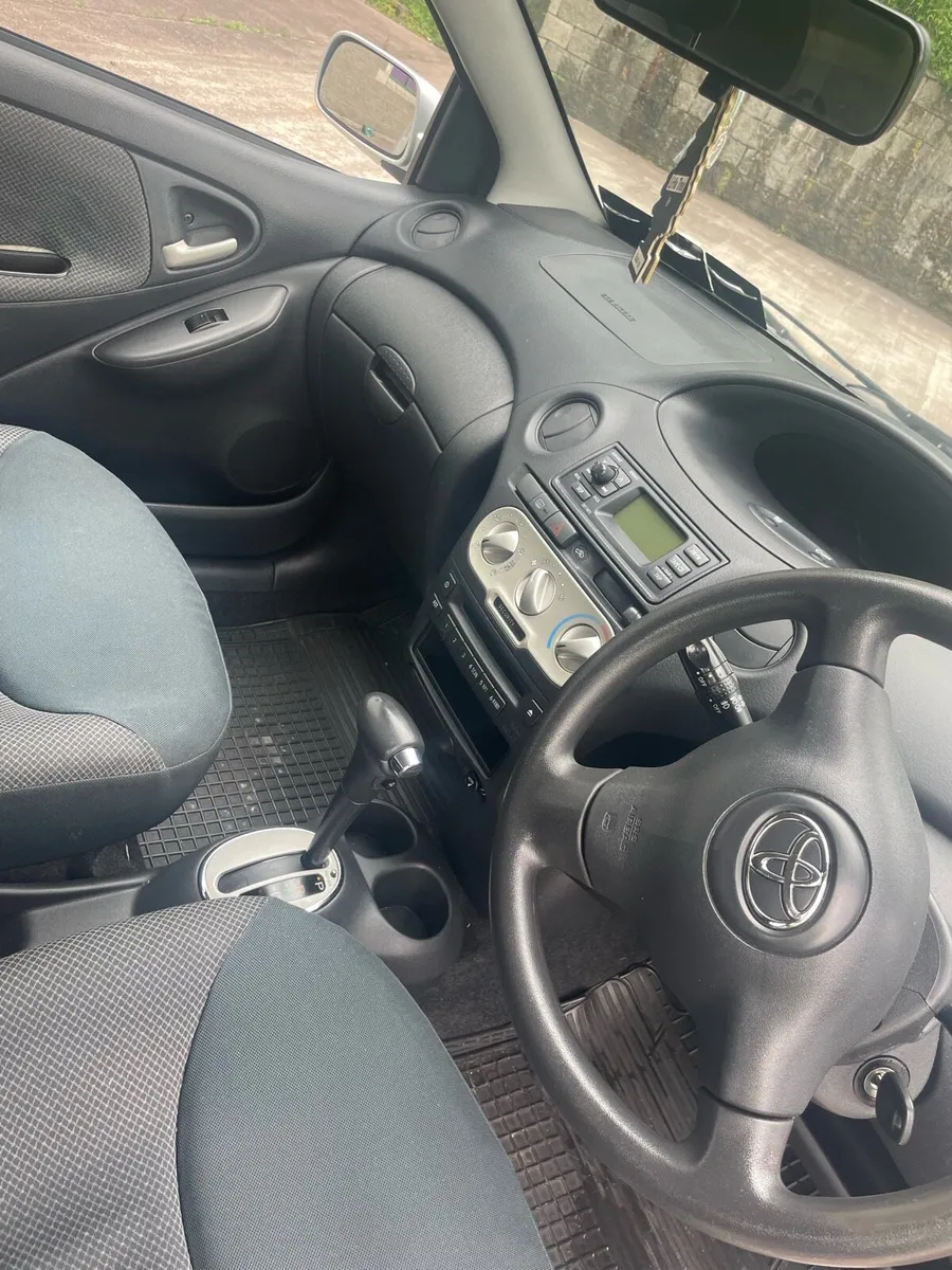 Toyota Yaris - Image 1