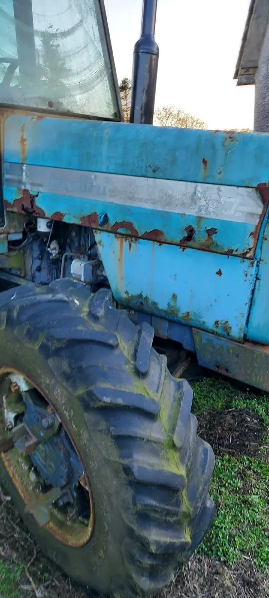 Tractor - Image 4
