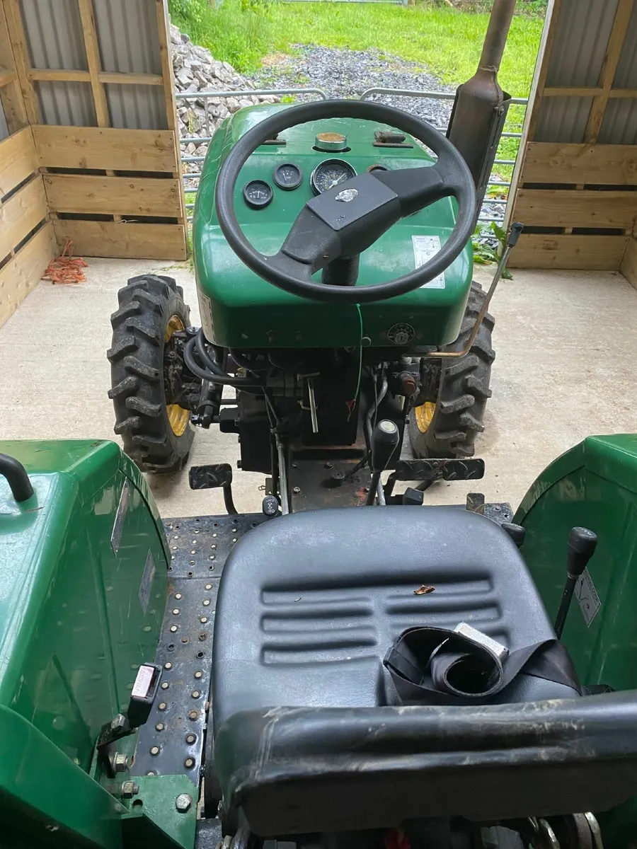 Jinma 254 Tractor - Image 2